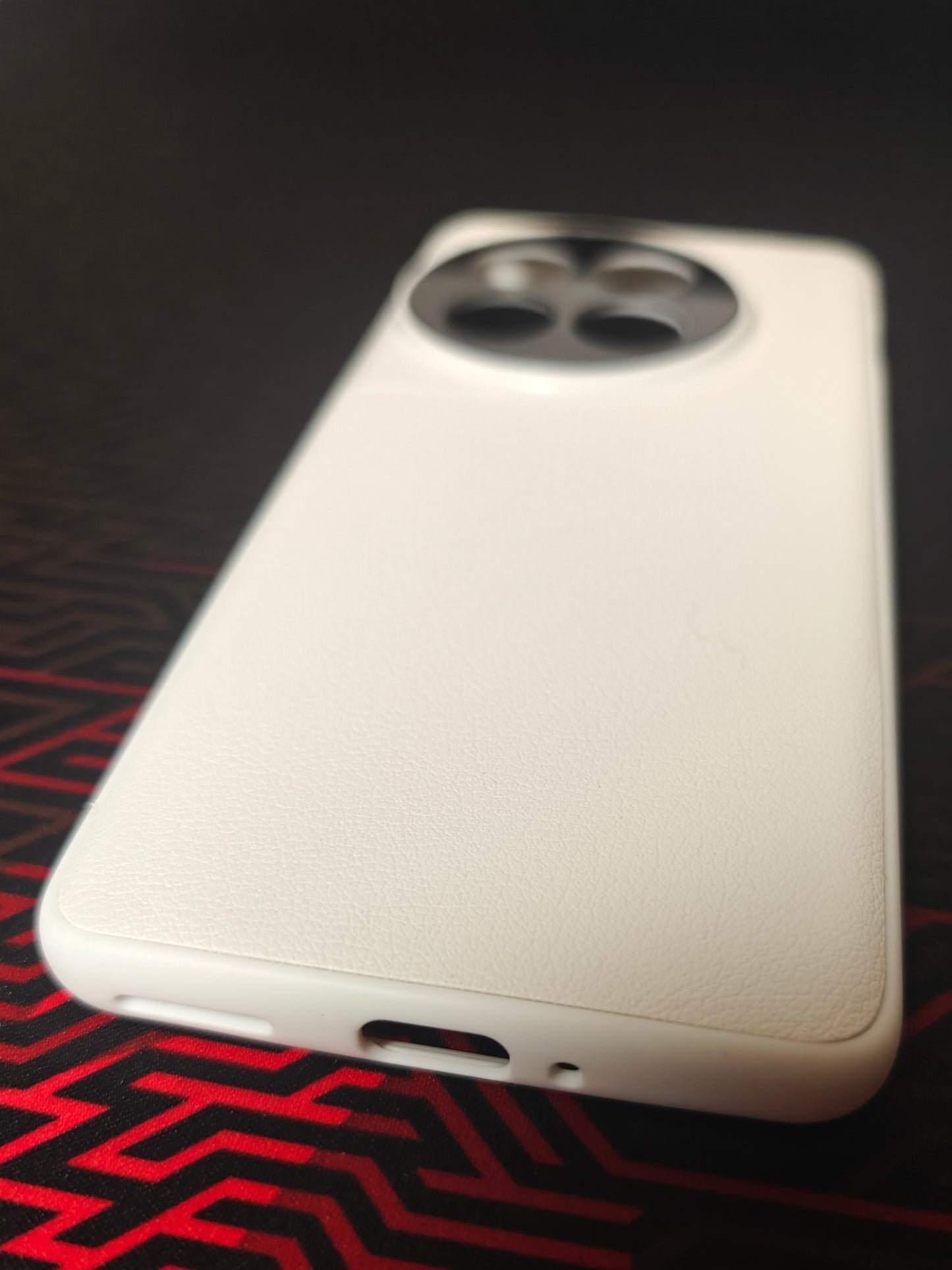 Oneplus 12 nahkajäljitelmä suojakuori